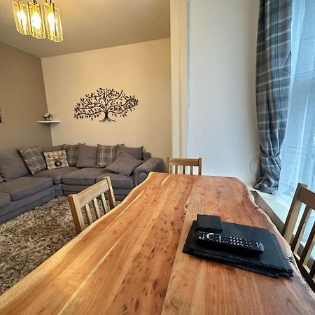 אדינבורו City Lights Apartment מראה חיצוני תמונה
